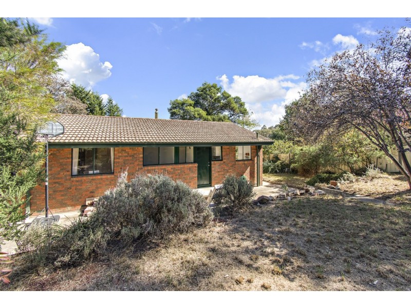 3 Stuckey Place, Charnwood ACT 2615