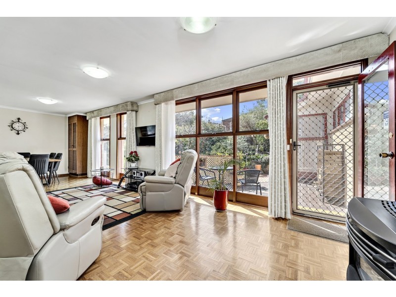 14 Sampson Close, Melba ACT 2615