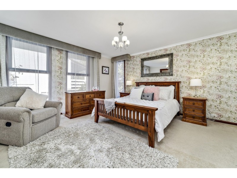 14 Sampson Close, Melba ACT 2615