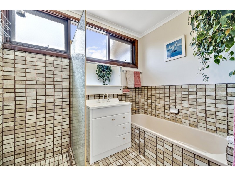 14 Sampson Close, Melba ACT 2615