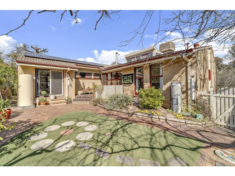 14 Sampson Close, Melba ACT 2615