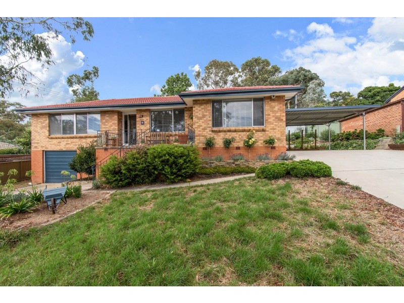 28 Jalanga Crescent, Aranda ACT 2614