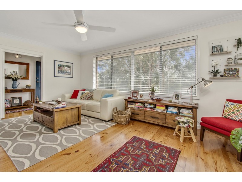 28 Jalanga Crescent, Aranda ACT 2614