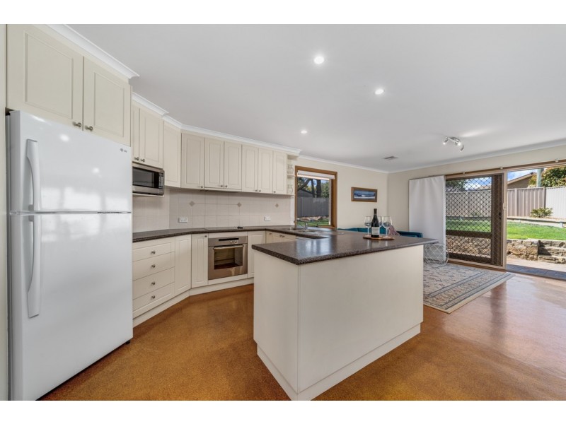 14 Smalley Circuit, Giralang ACT 2617
