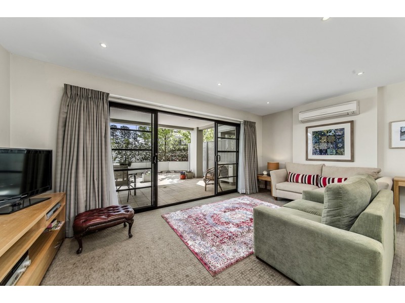 10/2 Cunningham Street, Griffith ACT 2603