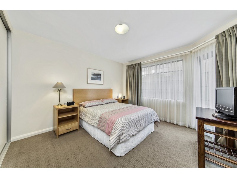 10/2 Cunningham Street, Griffith ACT 2603