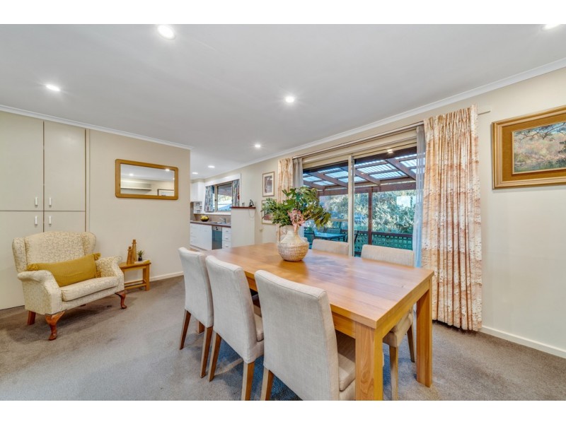 73 Mackellar Crescent, Cook ACT 2614