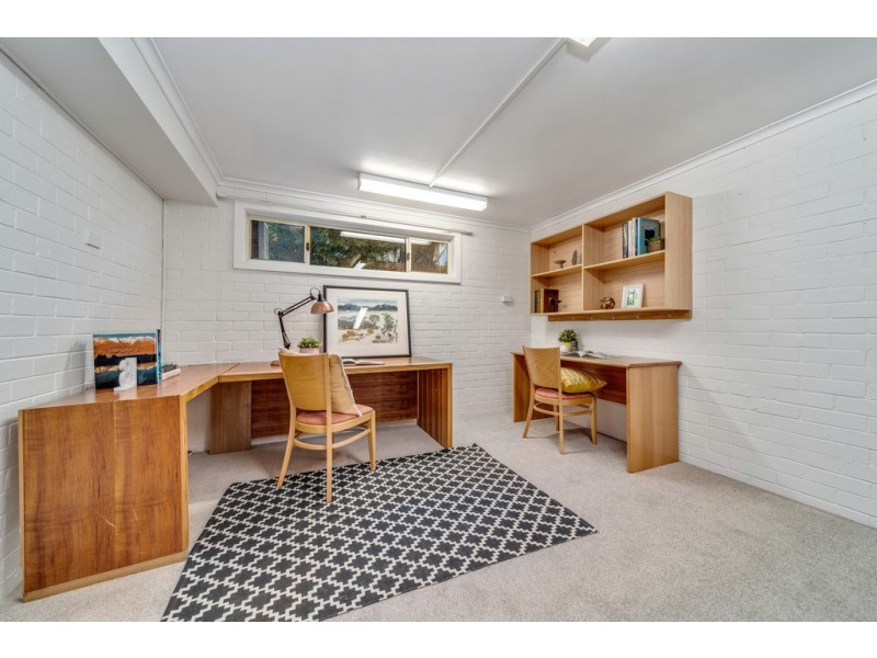 73 Mackellar Crescent, Cook ACT 2614