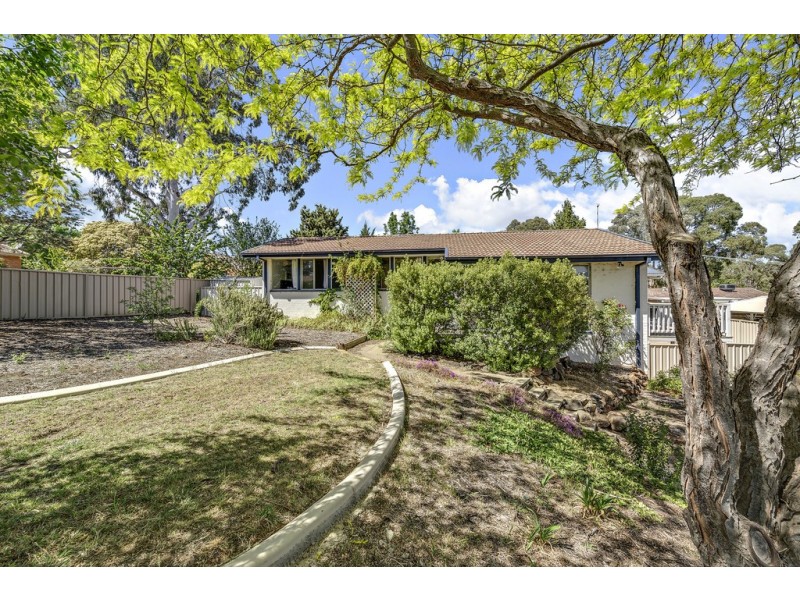 3 Grigson Place, Macgregor ACT 2615