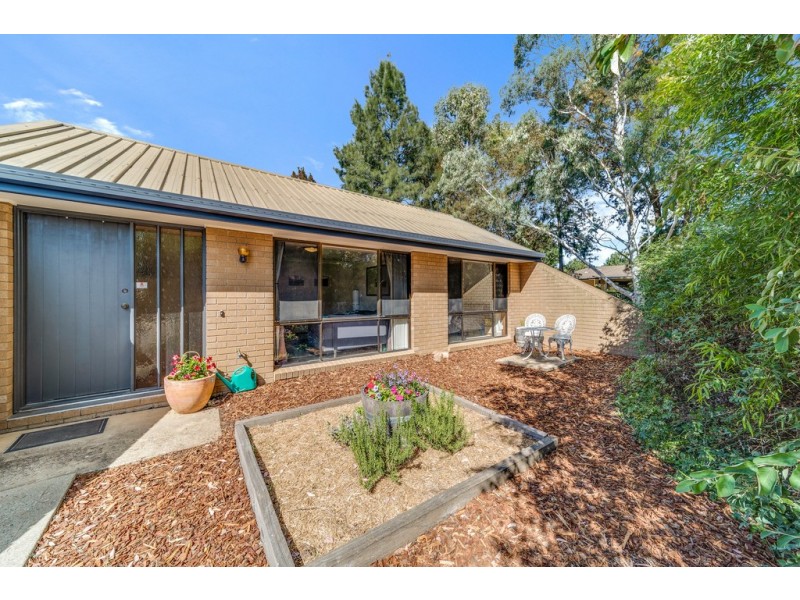 7 De Gillern Place, Macquarie ACT 2614