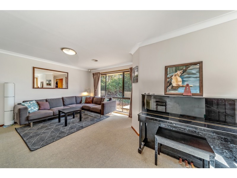 7 De Gillern Place, Macquarie ACT 2614