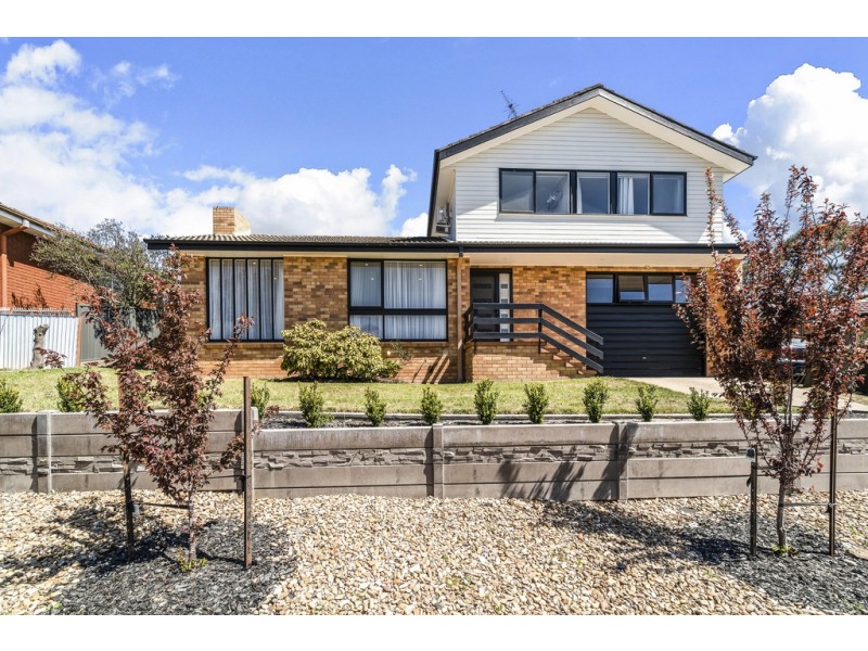 83 Bennelong Crescent, Macquarie ACT 2614