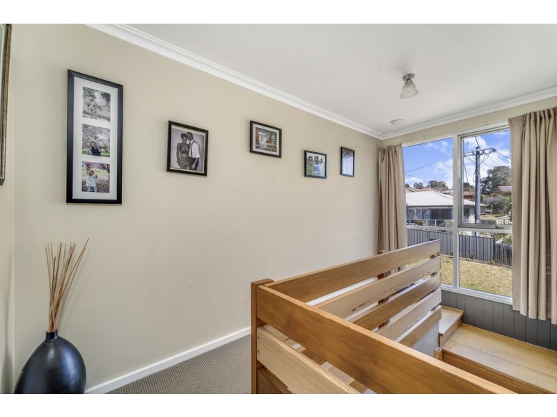 83 Bennelong Crescent, Macquarie ACT 2614