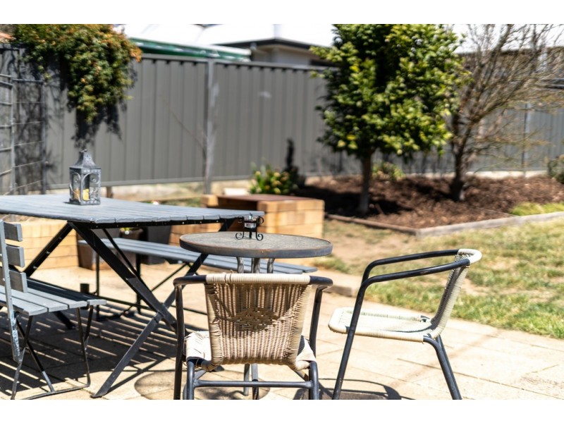 83 Bennelong Crescent, Macquarie ACT 2614