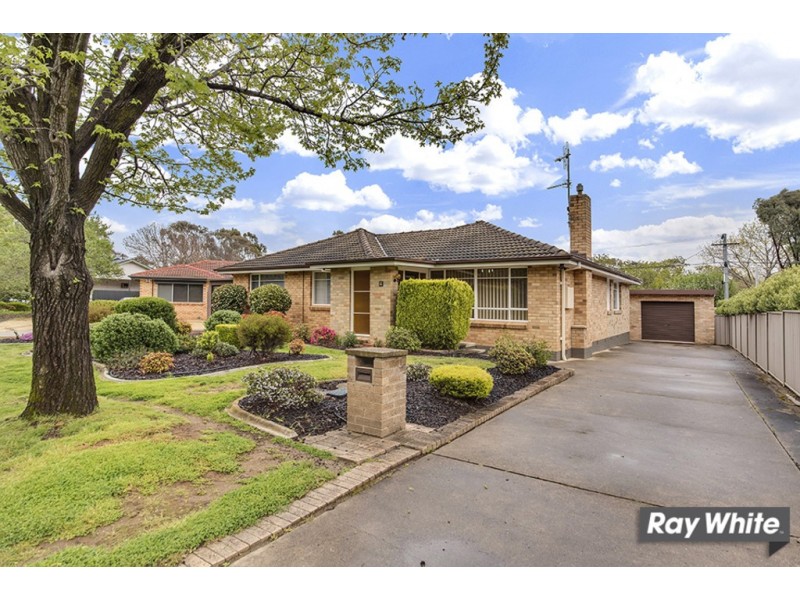 4 Rooth Place, Watson ACT 2602