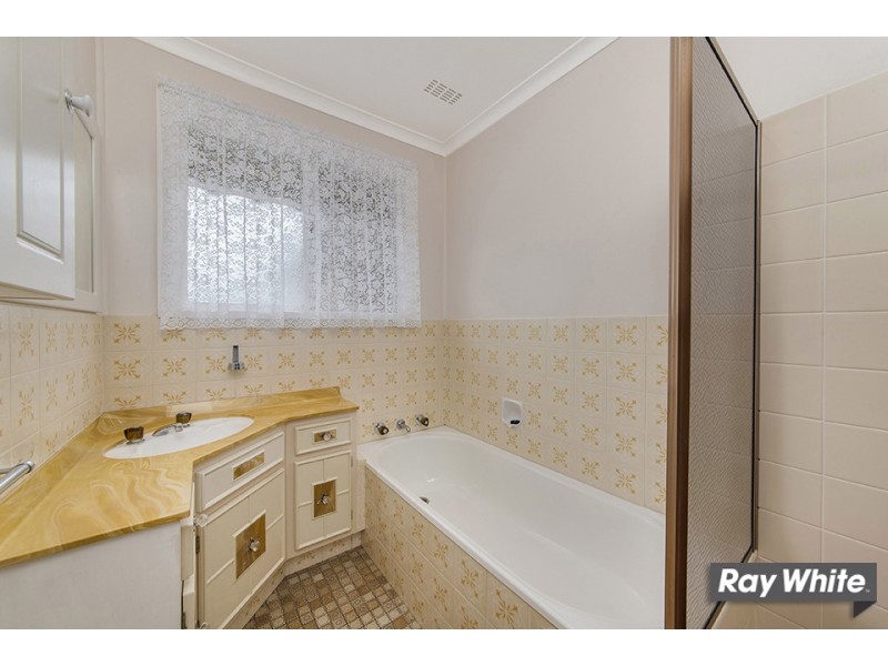 4 Rooth Place, Watson ACT 2602