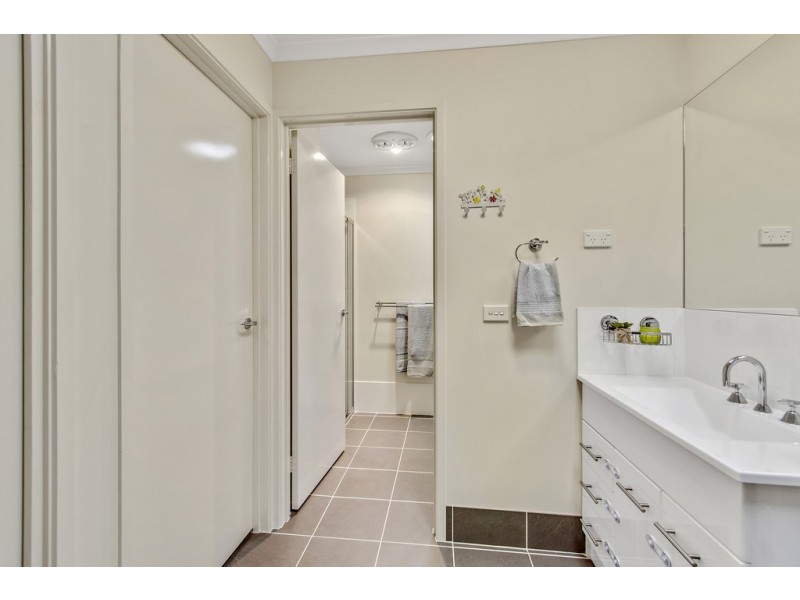 21 Heighway Street, Macgregor ACT 2615