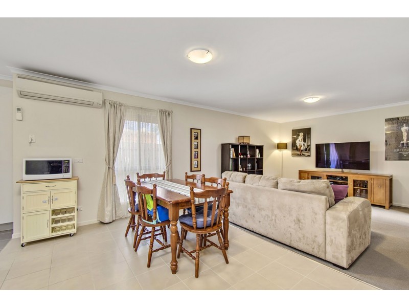 21 Heighway Street, Macgregor ACT 2615