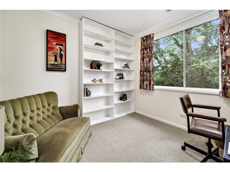 72 Skinner Street, Cook ACT 2614