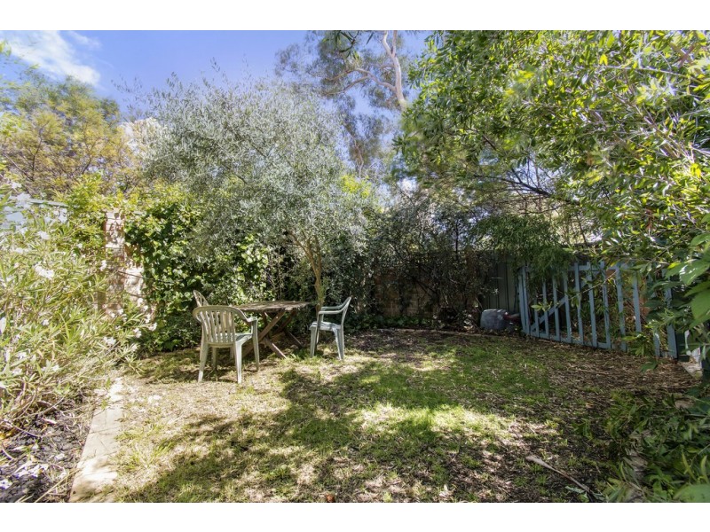 25 Teague Street, Cook ACT 2614