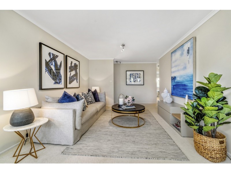 2/24 Hugh McKay Crescent, Dunlop ACT 2615