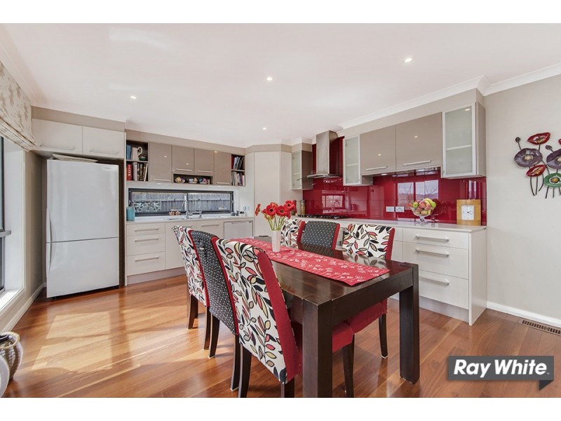 43 Macfarlane Burnet Ave, Macgregor ACT 2615