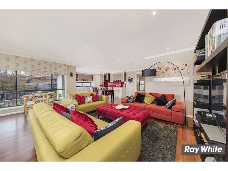 43 Macfarlane Burnet Ave, Macgregor ACT 2615