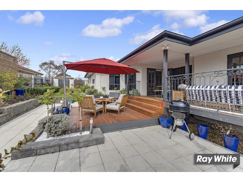 43 Macfarlane Burnet Ave, Macgregor ACT 2615
