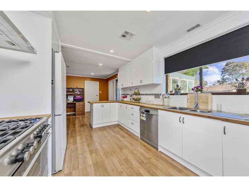 34 Barnard Circuit, Florey ACT 2615