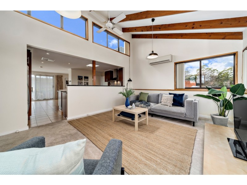 1 Tanda Place, Giralang ACT 2617