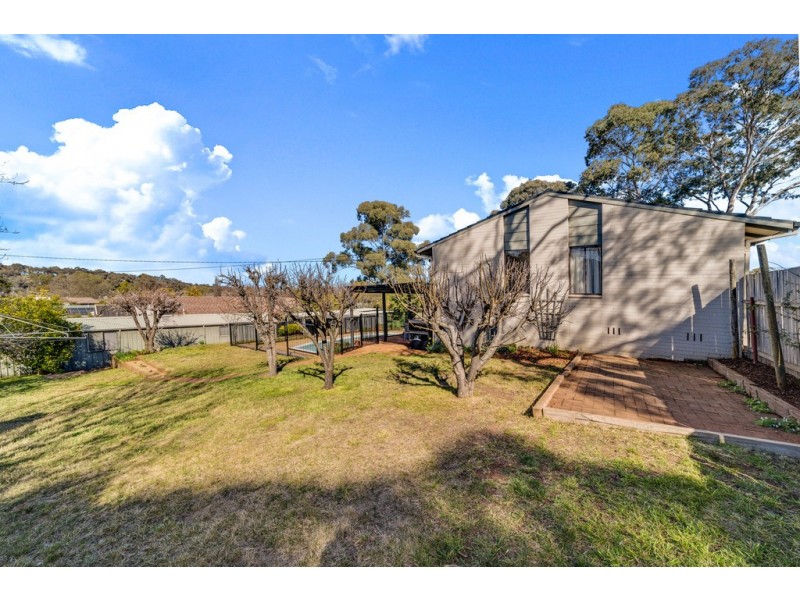 1 Tanda Place, Giralang ACT 2617