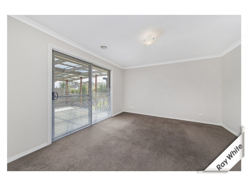 16 Walter Crocker Crescent, Casey ACT 2913