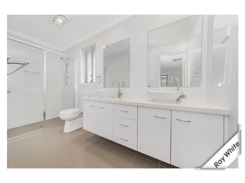 16 Walter Crocker Crescent, Casey ACT 2913