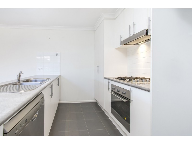 9 Rowland Street, Macgregor ACT 2615