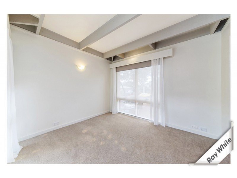 8 Leavold Place, Spence ACT 2615