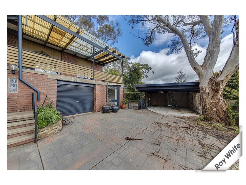 8 Leavold Place, Spence ACT 2615