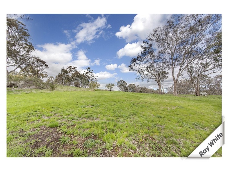 8 Leavold Place, Spence ACT 2615