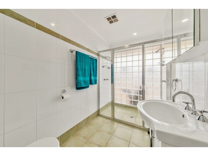 9 Blumenthal Place, Spence ACT 2615