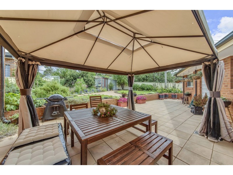 9 Blumenthal Place, Spence ACT 2615