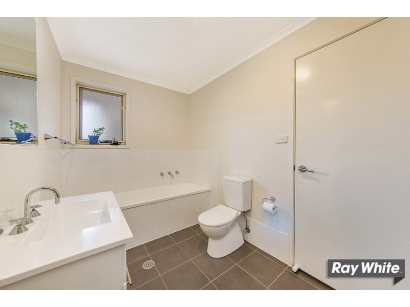 9 Lafferty Place, Macgregor ACT 2615