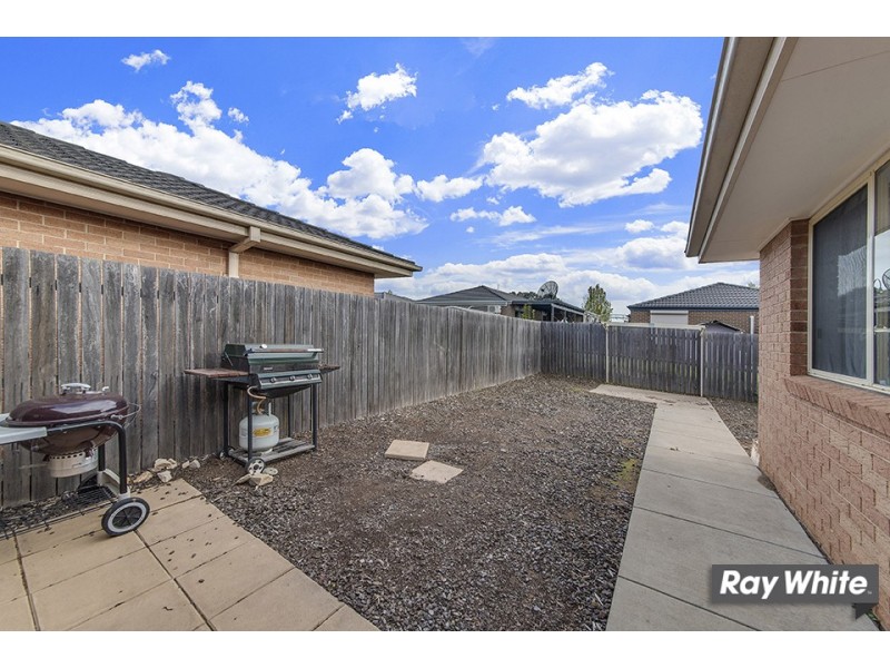 9 Lafferty Place, Macgregor ACT 2615