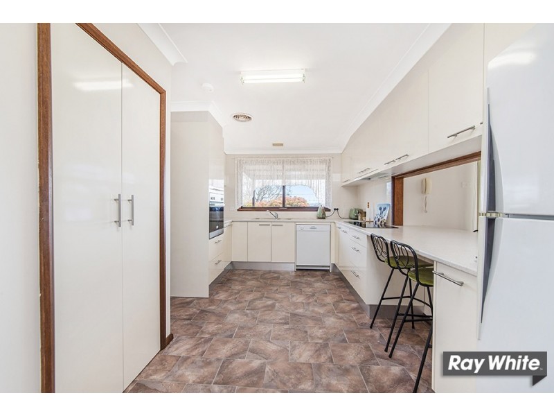 15 Bingley Crescent, Fraser ACT 2615