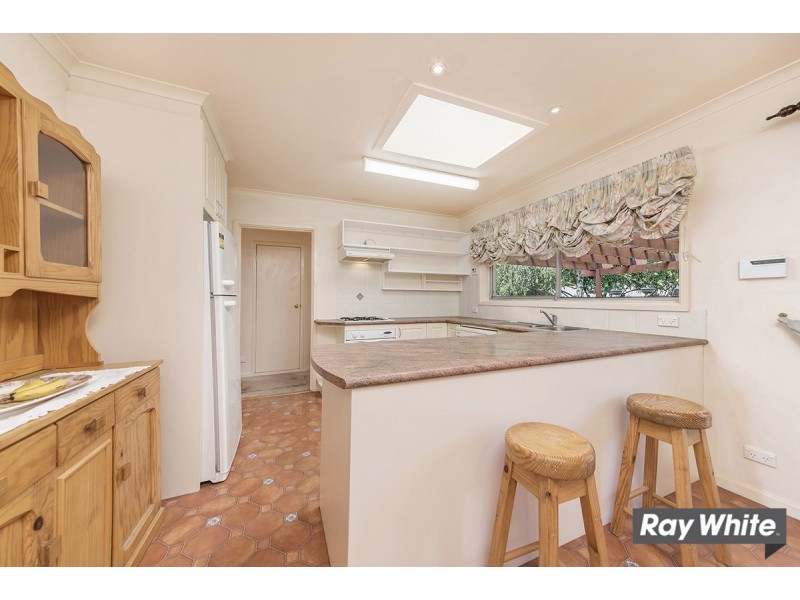 11 Dennis Street, Garran ACT 2605