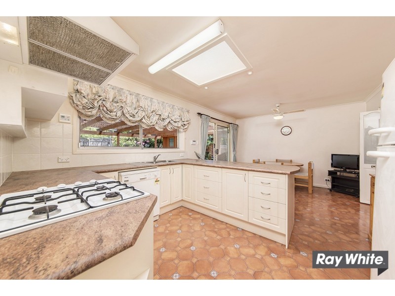 11 Dennis Street, Garran ACT 2605