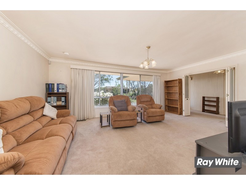 11 Dennis Street, Garran ACT 2605
