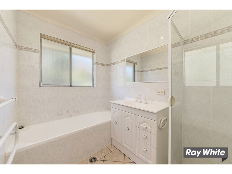 11 Dennis Street, Garran ACT 2605