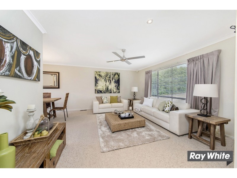 18 Carr Crescent, Wanniassa ACT 2903