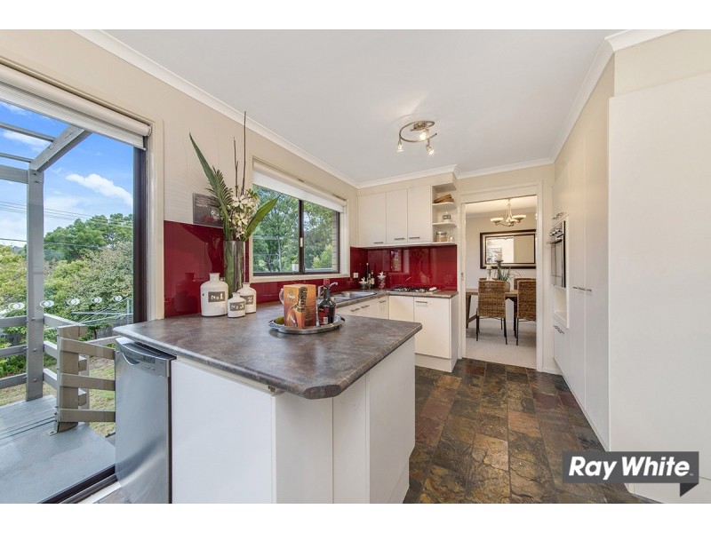 18 Carr Crescent, Wanniassa ACT 2903