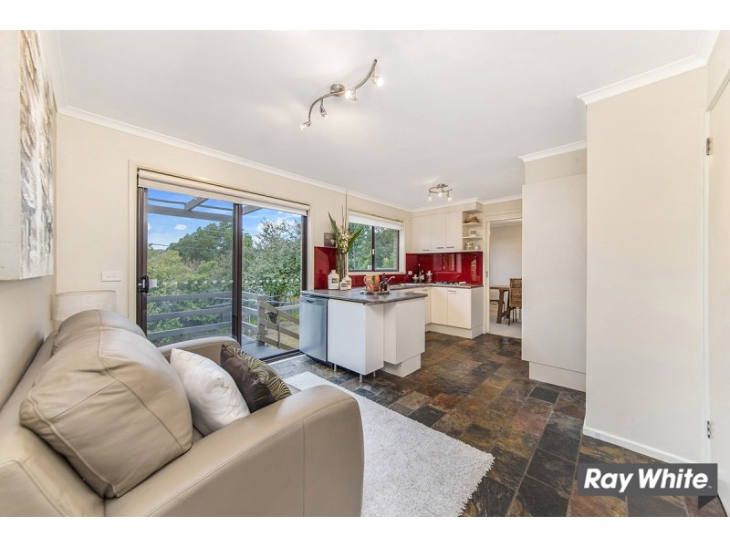 18 Carr Crescent, Wanniassa ACT 2903