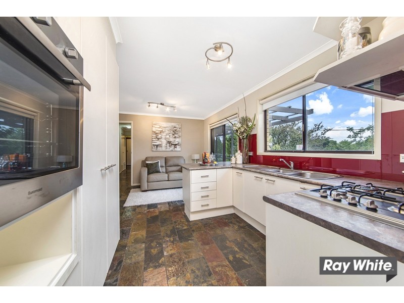 18 Carr Crescent, Wanniassa ACT 2903